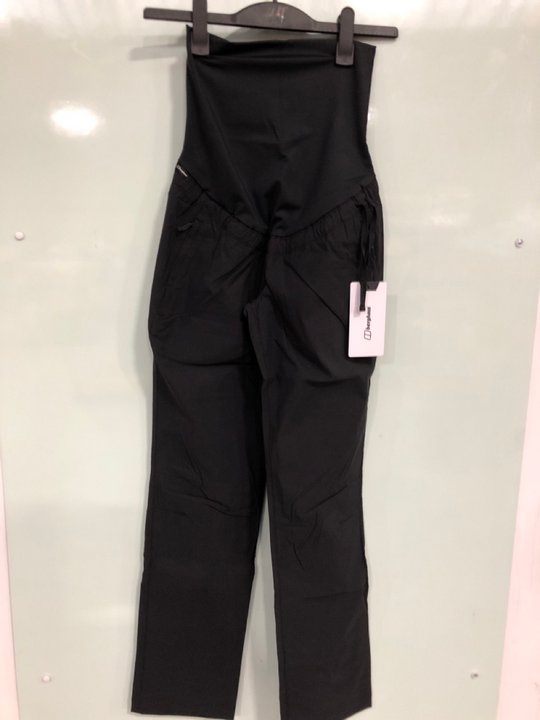 Lot 1445  
            Marchington SR13 - Parcel Delivery Only 

                
BERGHAUS WOMENS EXPLORER MATERNITY WALKING PANTS IN BLACK - SIZE UK 8: LOCATION - A3