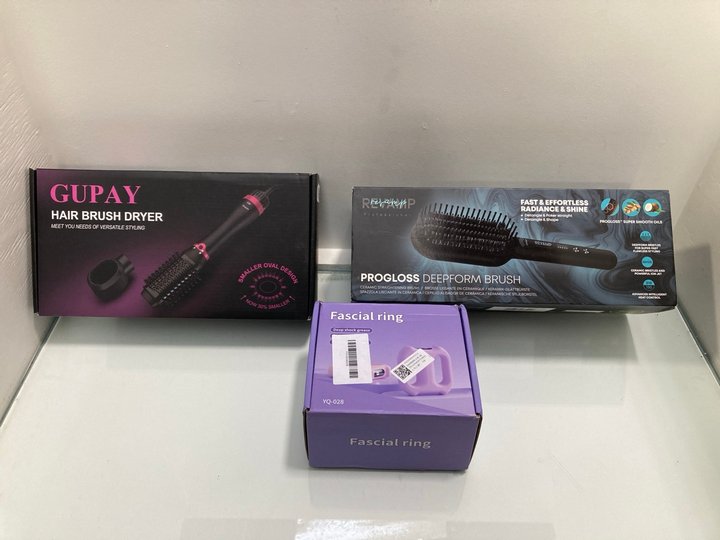 Lot 148  
            Marchington SR13 - Parcel Delivery Only 

                
3 X ASSORTED BEAUTY ITEMS TO INCLUDE 2-IN-1 HAIR DRYER HOT BRUSH: LOCATION - C16