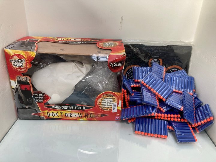 Lot 163  
            Marchington SR13 - Parcel Delivery Only 

                
3 X ASSORTED CHILDRENS TOYS TO INCLUDE DR.WHO RADIO CONTROLLED K-9: LOCATION - C15