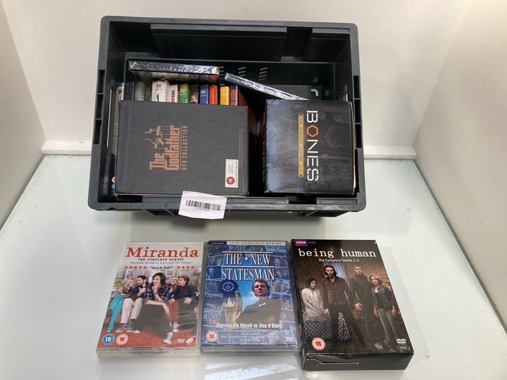 Lot 170  
            Marchington SR13 - Parcel Delivery Only 

                
QTY OF ASSORTED DVDS TO INCLUDE DERREN BROWN "SOMETHING WICKED COMES THIS WAY" (1...