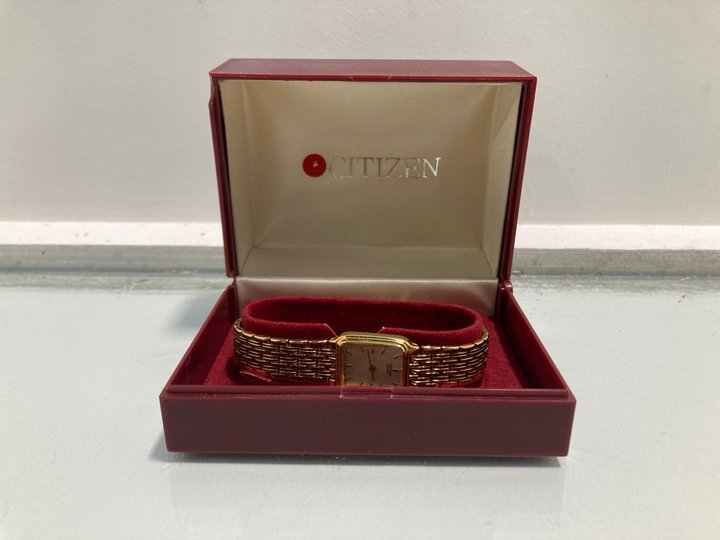 Lot 178  
            Marchington SR13 - Parcel Delivery Only 

                
CITIZEN QUARTZ VINTAGE NOBLIA GOLD-TONE LADIES WATCH: LOCATION - C14