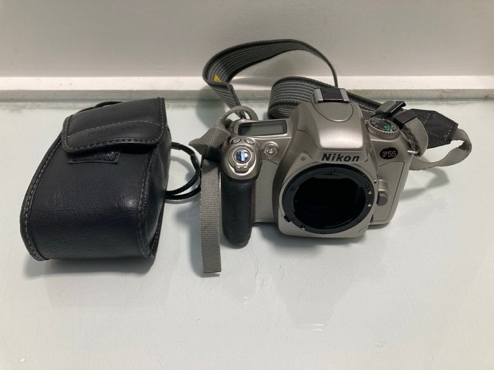 Lot 194  
            Marchington SR13 - Parcel Delivery Only 

                
NIKON DIGITAL CAMERA TO INCLUDE PENTAX ESPIO 145M SUPER DIGITAL CAMERA: LOCATION ...