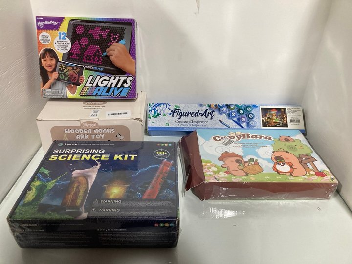 Lot 224  
            Marchington SR13 - Parcel Delivery Only 

                
5 X ASSORTED TOYS TO INCLUDE JOYRED NOAH'S ARK TOY: LOCATION - C13