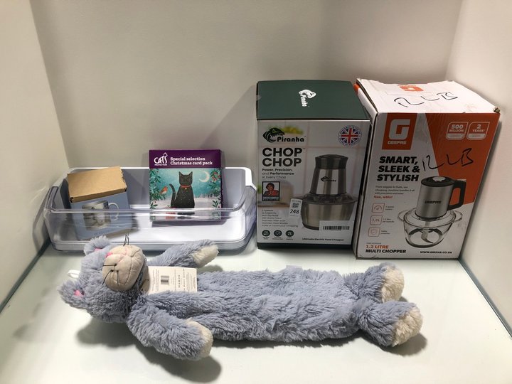 Lot 248  
            Marchington SR13 - Parcel Delivery Only 

                
4 X HOUSEHOLD ITEMS TO INCLUDE PIRANHA CHOP CHOP ULTIMATE ELECTRIC FOOD CHOPPER: ...