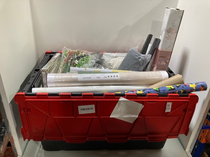 Lot 253  
            Marchington SR13 - Parcel Delivery Only 

                
QTY OF HOUSEHOLD ITEMS TO INCLUDE SCRATCH MAP IN ROSE GOLD: LOCATION - C11