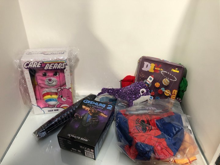 Lot 296  
            Marchington SR13 - Parcel Delivery Only 

                
QTY OF KIDS TOYS TO INCLUDE CARE BEAR CHEER BEAR IN PINK: LOCATION - C9