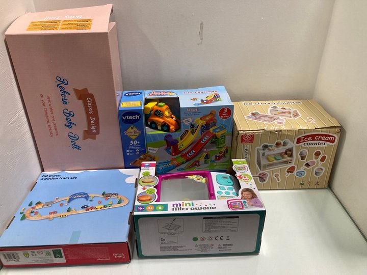Lot 337  
            Marchington SR13 - Parcel Delivery Only 

                
5 X ASSORTED CHILDRENS TOYS TO INCLUDE VTECH TOOT-TOOT DRIVERS 3-IN-1 RACEWAY SET...