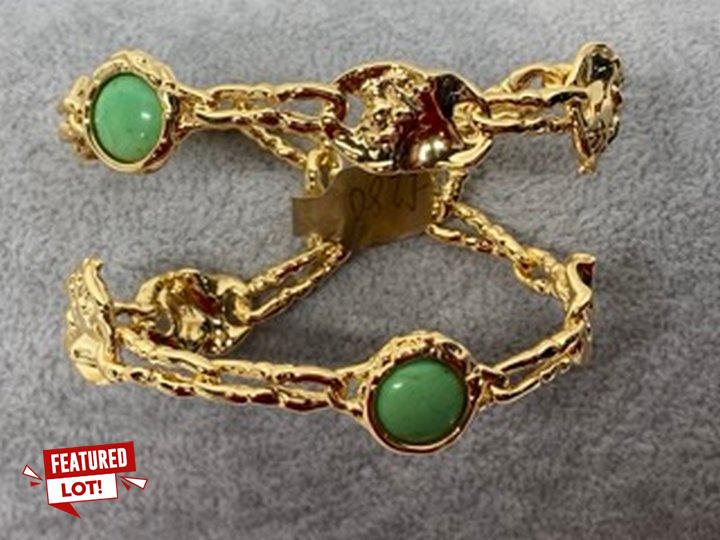 Lot 33  
            Marchington SR13 - Parcel Delivery Only 

                
ALEXIS BITTAR MOLTEN GOLD LUCITE HINGE BRACELET WITH GREEN STONES-ORIGINAL RRP £2...