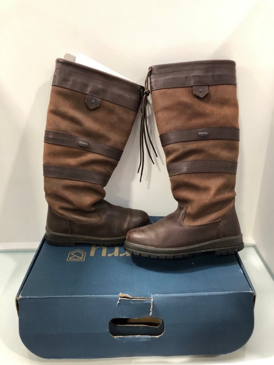 Lot 376  
            Marchington SR13 - Parcel Delivery Only 

                
DUBARRY GALWAY X-FIT BOOTS IN WALNUT - SIZE UK 5.5: LOCATION - C5