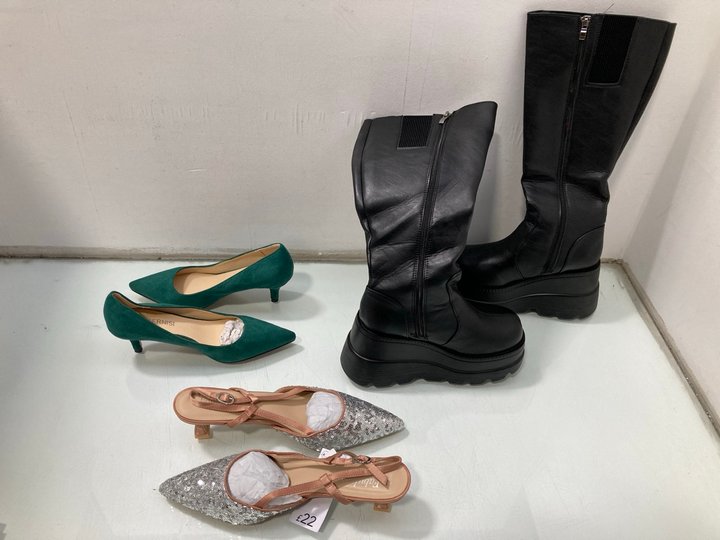 Lot 442  
            Marchington SR13 - Parcel Delivery Only 

                
3 X ASSORTED WOMENS FOOTWEAR IN VARIOUS SIZES TO INCLUDE GEORGE SEQUIN HEELS IN S...