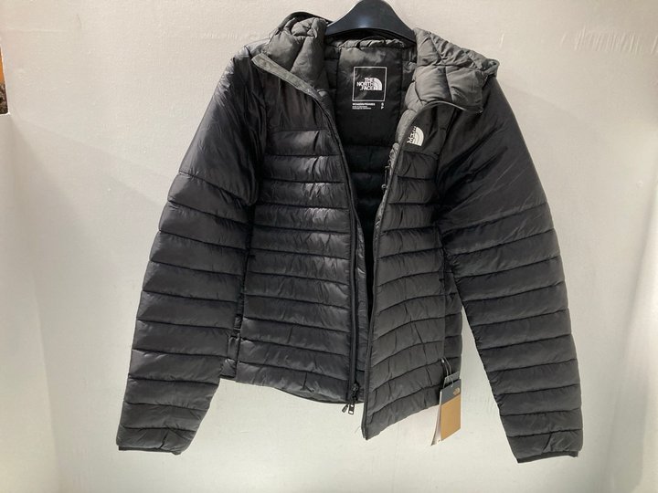 Lot 474  
            Marchington SR13 - Parcel Delivery Only 

                
THE NORTH FACE TERRA PEAK HOODIE IN BLACK - SIZE UK S - ORIGINAL RRP £150: LOCATI...
