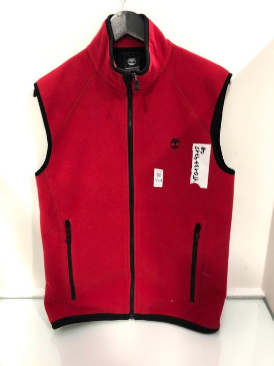 Lot 554  
            Marchington SR13 - Parcel Delivery Only 

                
TIMBERLAND MENS FULL ZIP GILET IN RED - SIZE UK M: LOCATION - B4