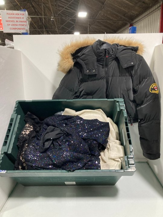 Lot 619  
            Marchington SR13 - Parcel Delivery Only 

                
QTY OF ASSORTED WOMENS CLOTHING IN VARIOUS SIZES TO INCLUDE ZAVETTI CANADA PUFFER...