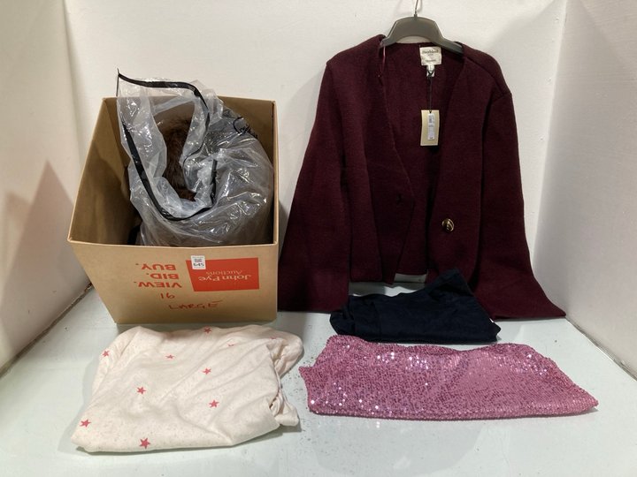 Lot 645  
            Marchington SR13 - Parcel Delivery Only 

                
QTY OF ASSORTED LADIES CLOTHING IN UK SIZE 16 TO INCLUDE RIVER ISLAND RELAXED CAR...