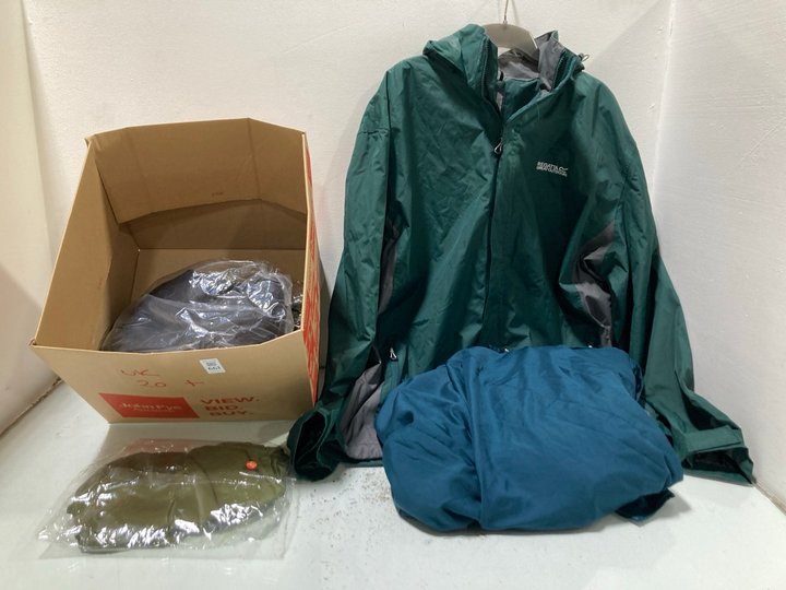 Lot 661  
            Marchington SR13 - Parcel Delivery Only 

                
QTY OF ASSORTED LADIES CLOTHING IN UK PLUS SIZES TO INCLUDE REGATTA OUTDOORS WATE...