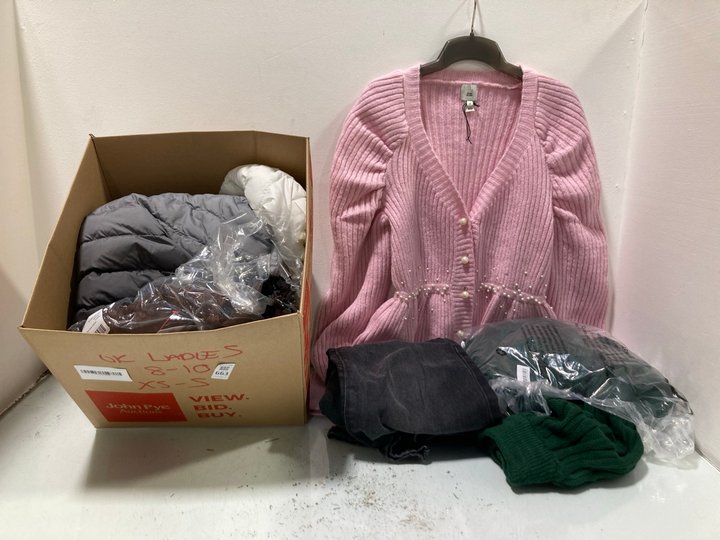 Lot 663  
            Marchington SR13 - Parcel Delivery Only 

                
QTY OF ASSORTED LADIES CLOTHING IN UK SIZE 8-10 TO INCLUDE RIVER ISLAND PETAL DET...