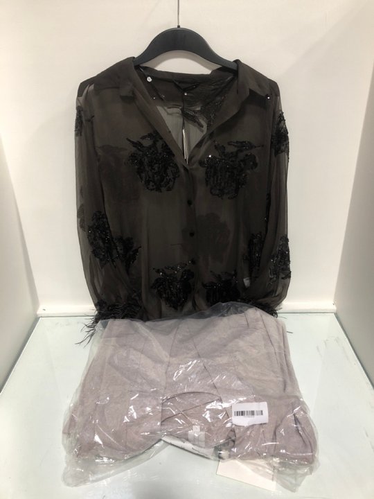 Lot 669  
            Marchington SR13 - Parcel Delivery Only 

                
JOHN LEWIS & PARTNERS 3 PIECE SET IN OATMEAL -UK SIZE L-ORIGINAL RRP £49.99 TO IN...