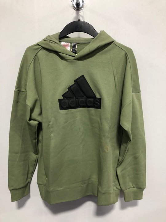 Lot 688  
            Marchington SR13 - Parcel Delivery Only 

                
ADIDAS UNISEX CHILDRENS LOGO HOODY IN GREEN-AGE 13/14 YRS: LOCATION - B11
