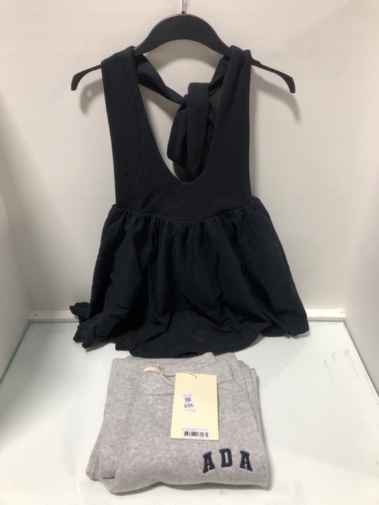 Lot 696  
            Marchington SR13 - Parcel Delivery Only 

                
ADANOLA LADIES ADA KNIT PANTS IN GREY-UK SIZE S TO INCLUDE FREE PEOPLE FRONT TIE ...