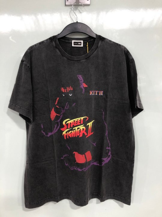 Lot 701  
            Marchington SR13 - Parcel Delivery Only 

                
KITH CAPCOM RYU NEEDLE POINT VINTAGE JONES TEE IN BLACK-UK SIZE L-ORIGINAL RRP £2...