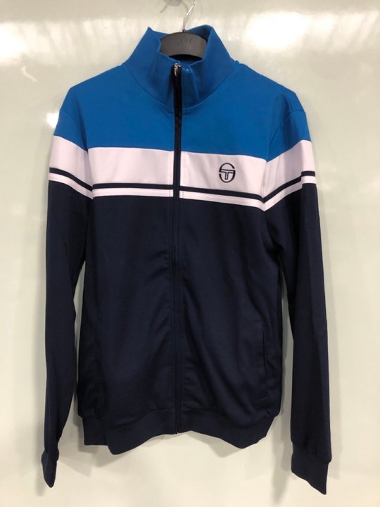 Lot 714  
            Marchington SR13 - Parcel Delivery Only 

                
SERGIO TACCHINI DAMARINDO TRACK TOP IN BLUE MULTI-UK SIZE L: LOCATION - B12