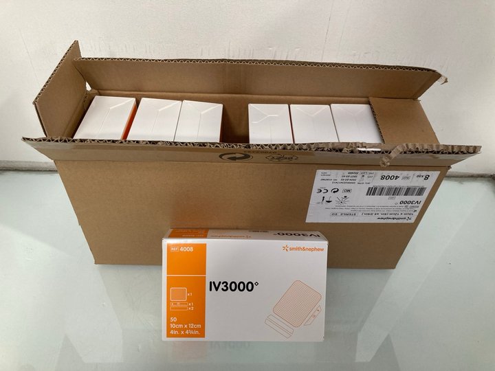 Lot 825  
            Marchington SR13 - Parcel Delivery Only 

                
QTY OF 50 PACK IV300 WOUND DRESSINGS: LOCATION - D2