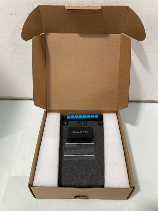 Lot 913  
            Marchington SR13 - Parcel Delivery Only 

                
BLUETTI SORA 60 SOLAR PANEL SOLARMODUL 60 WATT: LOCATION - D4