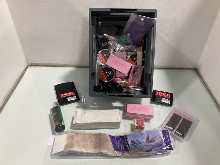Lot 920  
            Marchington SR13 - Parcel Delivery Only 

                
QTY OF ASSORTED BEAUTY ITEMS TO INCLUDE PACK OF THE LASH HAUSE FALSE EYELASHES: L...