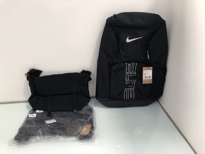 Lot 92  
            Marchington SR13 - Parcel Delivery Only 

                
NIKE 32L BLACK BACKPACK TO INCLUDE 2 X HIGHLANDER FORCES WEBBING HAVERSACKS: LOCA...
