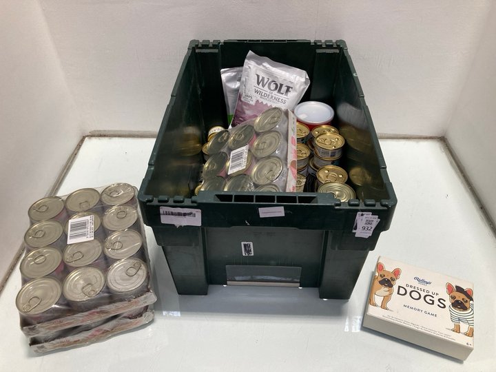 Lot 932  
            Marchington SR13 - Parcel Delivery Only 

                
QTY OF ASSORTED PET FOOD ITEMS TO INCLUDE QTY OF ROYAL CANIN CAT FOOD-BBE 09/27: ...