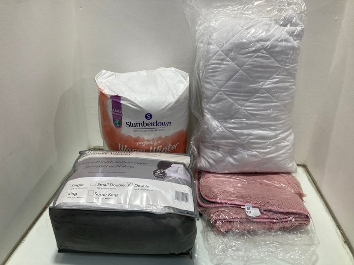 Lot 934  
            Marchington SR13 - Parcel Delivery Only 

                
4 X ASSORTED HOUSEHOLD ITEMS TO INCLUDE OEKO-TEX DOUBLE MICROFIBRE MATTRESS TOPPE...