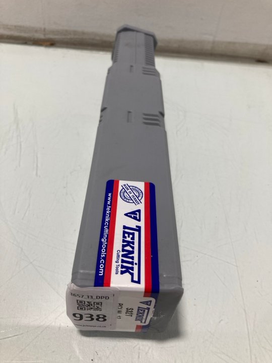 Lot 938  
            Marchington SR13 - Parcel Delivery Only 

                
TEKNIK S32T ORIGINAL CUTTING TOOL: LOCATION - D6