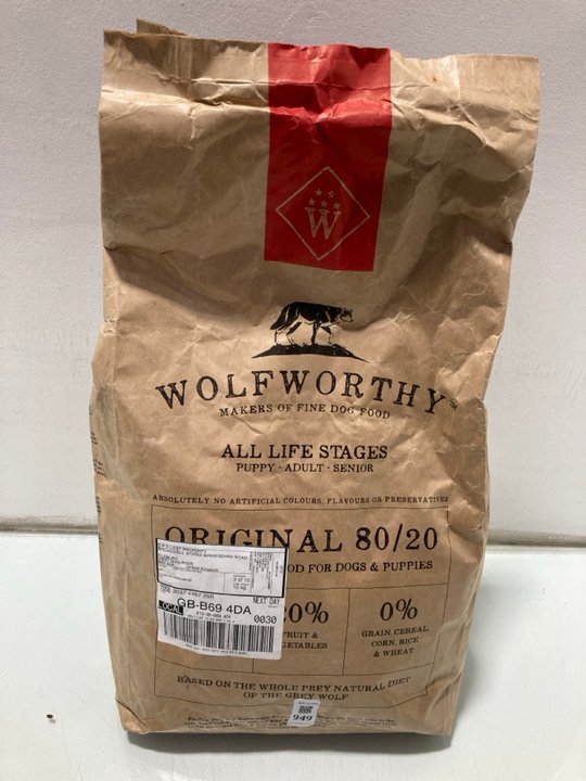 Lot 949  
            Marchington SR13 - Parcel Delivery Only 

                
BAG OF WOLF WORTHY ALL LIFE STAGES FOOD FOR DOGS & PUPPIES -BBE NOT SHOWN: LOCATI...