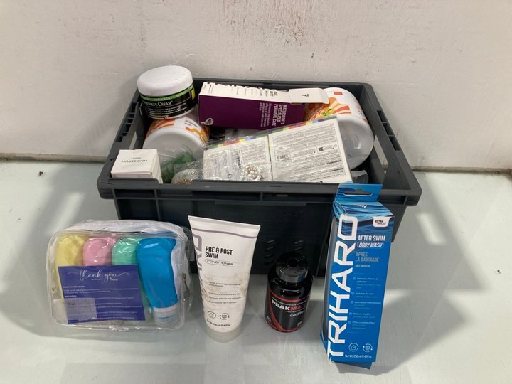 Lot 954  
            Marchington SR13 - Parcel Delivery Only 

                
QTY OF ASSORTED BEAUTY ITEMS TO INCLUDE RIKVAL 4 PIECE TRAVEL BOTTLE SET: LOCATIO...