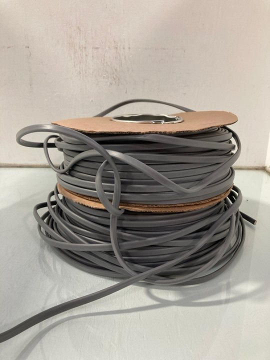 Lot 956  
            Marchington SR13 - Parcel Delivery Only 

                
2 X REELS OF ELECTRICAL CABLE: LOCATION - D7