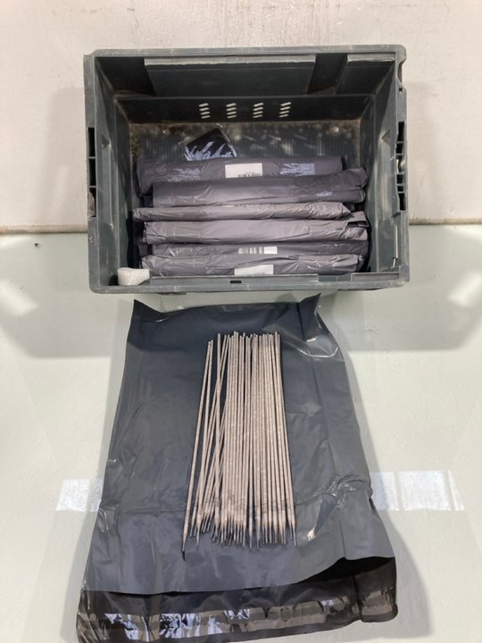 Lot 964  
            Marchington SR13 - Parcel Delivery Only 

                
QTY OF WELD RIGHT E6013 ELECTRODES: LOCATION - D7