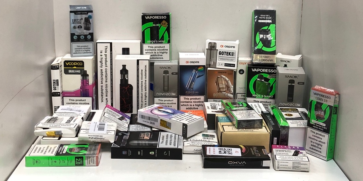 Lot 40  
            Edinburgh SR22 - Collection Only 

                
QUANTITY OF ITEMS TO INCLUDE SMOK VAPE PEN V2 VERSION 2 (1600MAH) (TPD COMPLIANT)...