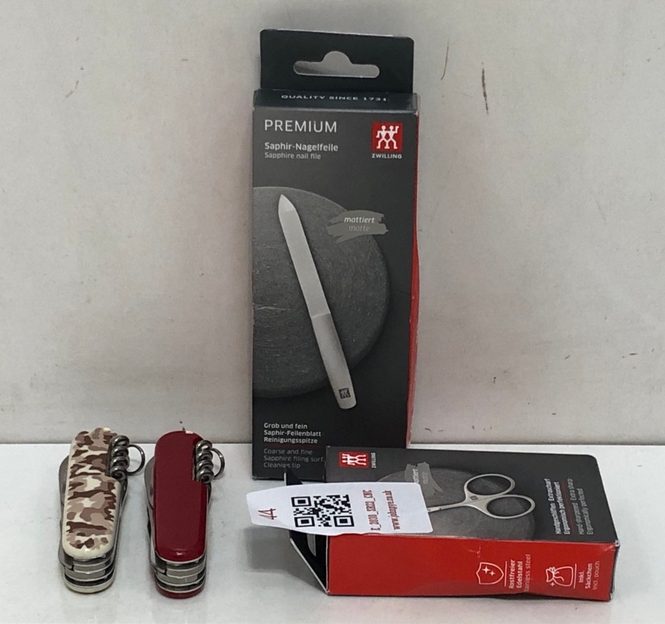 Lot 44  
            Edinburgh SR22 - Collection Only 

                
QUANTITY OF TOOLS & HOME IMPROVEMENTS ITEMS TO INCLUDE ZWILLING PREMIUM SAPPHIRE ...