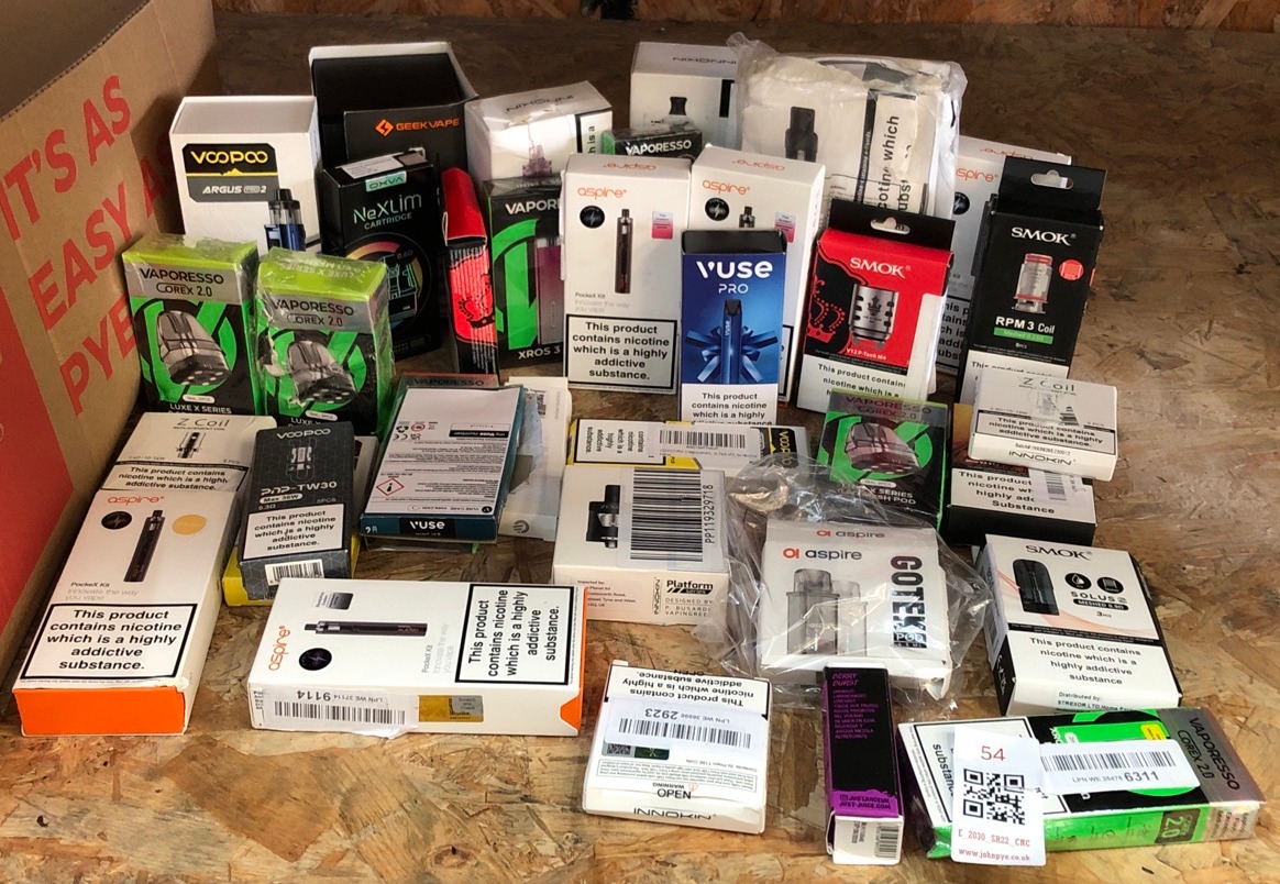 Lot 54  
            Edinburgh SR22 - Collection Only 

                
QUANTITY OF ITEMS TO INCLUDE JUST JUICE SUPERIOR E-LIQUIDS LIQUID VAPE WITH - BER...