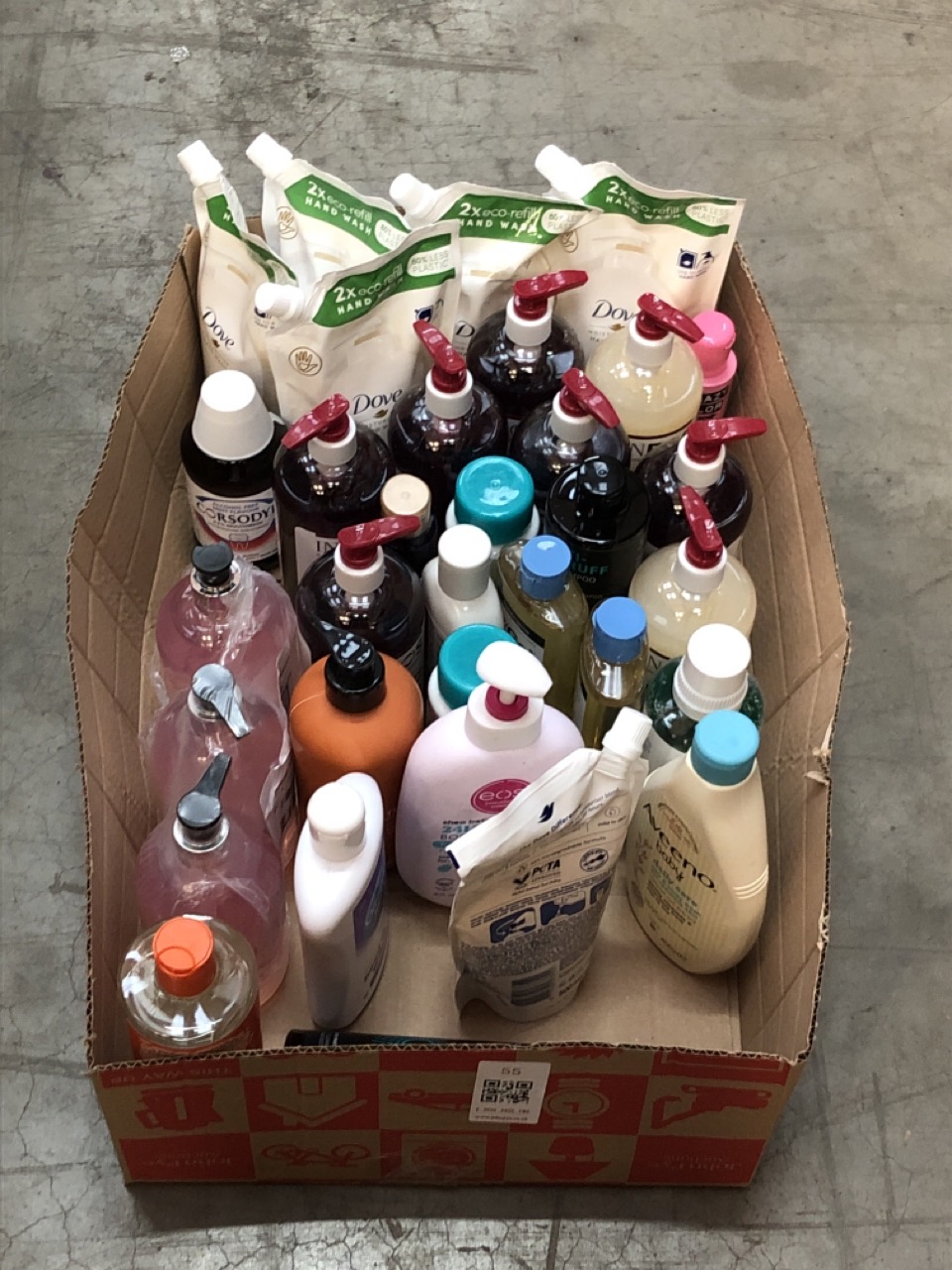 Lot 55  
            Edinburgh SR22 - Collection Only 

                
QUANTITY OF HEALTH & BEAUTY ITEMS TO INCLUDE INEOS MOISTURISING HAND WASH RHUBARB...