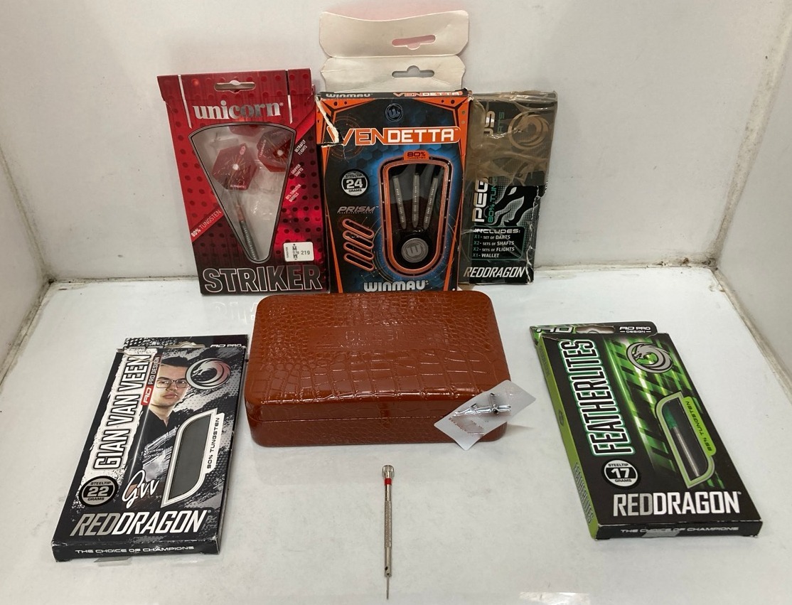 Lot 8  
            Edinburgh SR22 - Collection Only 

                
QUANTITY OF DART ITEMS TO INCLUDE RED DRAGON PRO FEATHERLITES DARTS 18+ I.D REQUI...