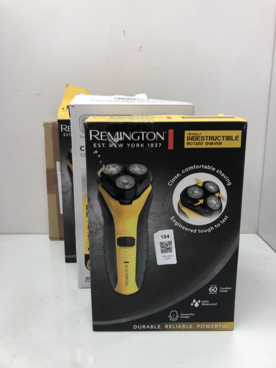 Lot 104  
            Edinburgh SR34 - Delivery Only 

                
QUANTITY OF HEALTH & BEAUTY ITEMS TO INCLUDE REMINGTON VIRTUALLY INDESTRUCTIBLE M...