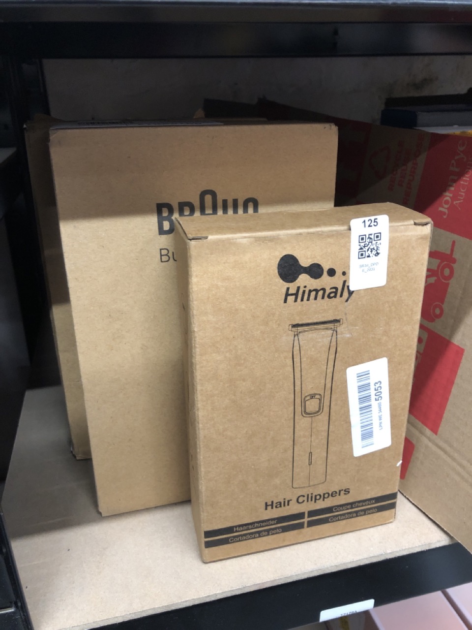 Lot 125  
            Edinburgh SR34 - Delivery Only 

                
QUANTITY OF HEALTH & BEAUTY ITEMS TO INCLUDE BRAUN SERIES 7 ALL-IN-ONE GROOMING B...