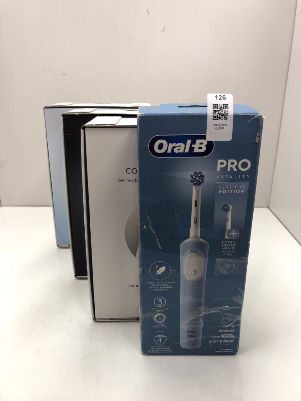 Lot 126  
            Edinburgh SR34 - Delivery Only 

                
QUANTITY OF HEALTH & BEAUTY ITEMS TO INCLUDE ORAL-B VITALITY PRO ELECTRIC TOOTHBR...