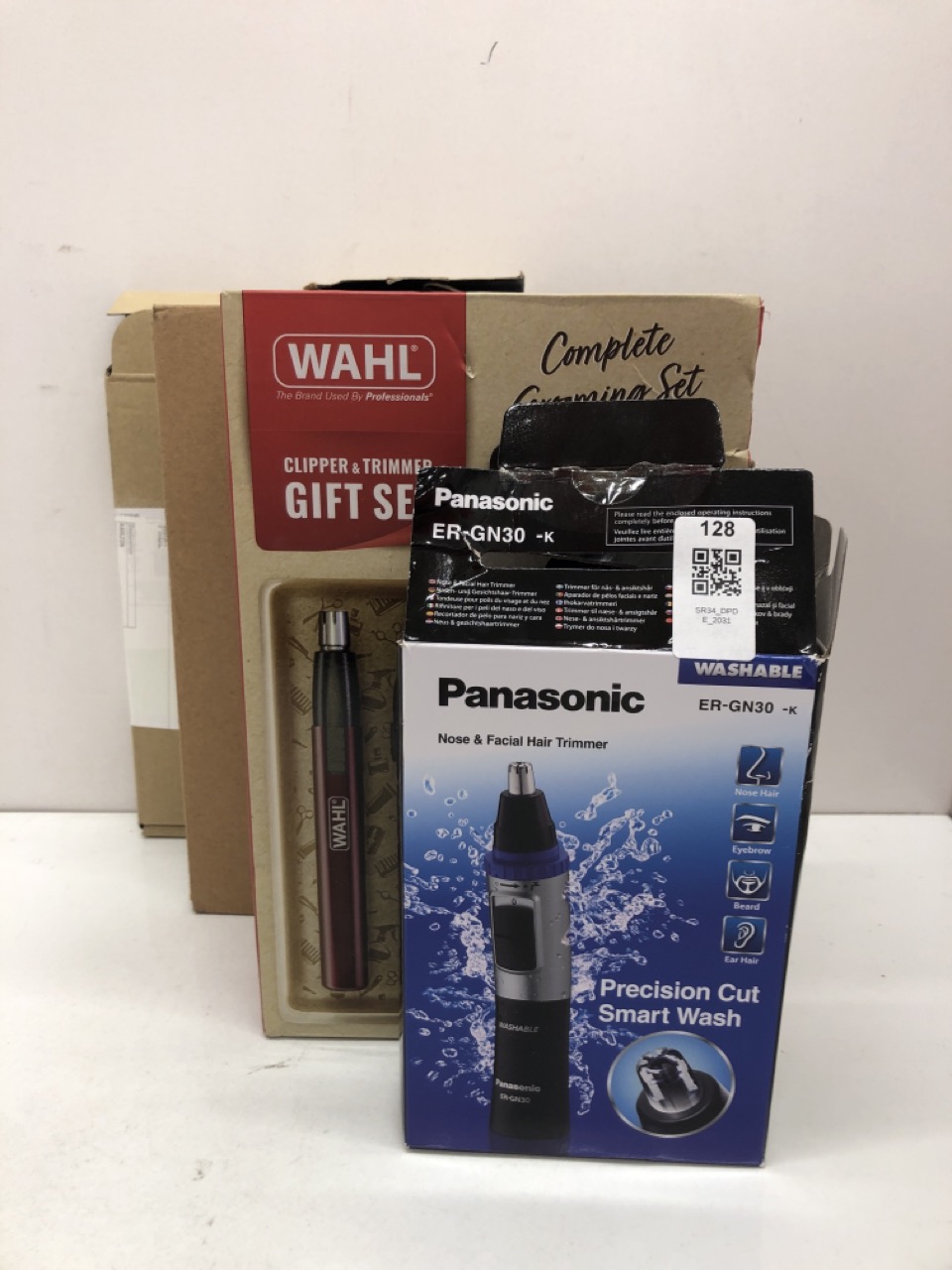 Lot 128  
            Edinburgh SR34 - Delivery Only 

                
QUANTITY OF HEALTH & BEAUTY ITEMS TO INCLUDE PANASONIC ER-GN30 NOSE / EAR HAIR: L...