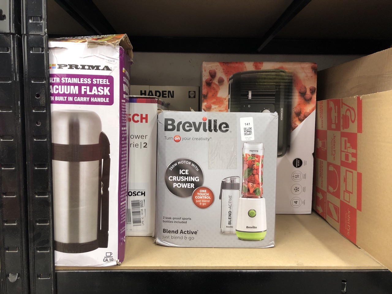 Lot 141  
            Edinburgh SR34 - Delivery Only 

                
QUANTITY OF KITCHEN & APPLIANCES ITEMS TO INCLUDE BREVILLE BLEND ACTIVE PERSONAL ...