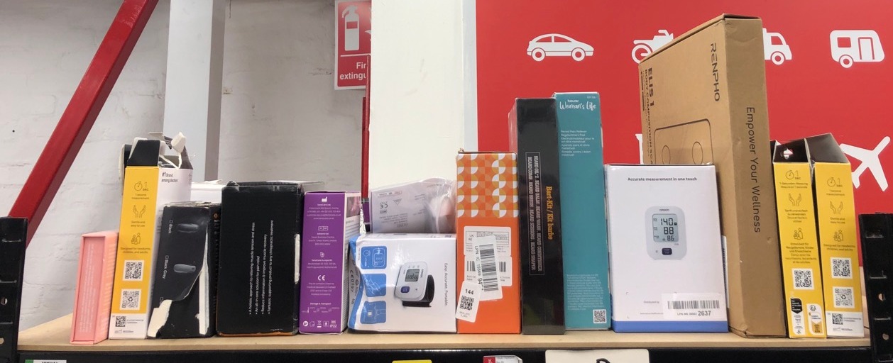 Lot 144  
            Edinburgh SR34 - Delivery Only 

                
QUANTITY OF HEALTH & BEAUTY ITEMS TO INCLUDE OMRON X2 ESSENTIAL, CLINICALLY VALID...