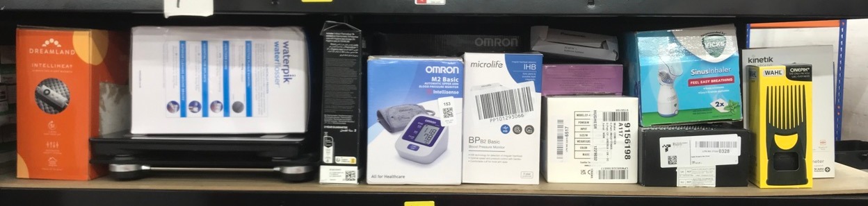 Lot 153  
            Edinburgh SR34 - Delivery Only 

                
QUANTITY OF HEALTH & BEAUTY ITEMS TO INCLUDE OMRON M2 BASIC UPPER ARM BLOOD PRESS...
