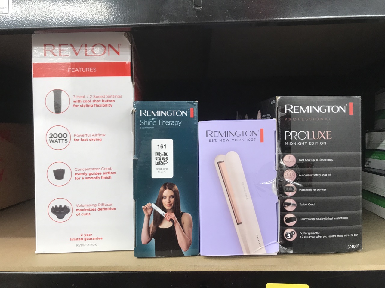 Lot 161  
            Edinburgh SR34 - Delivery Only 

                
QUANTITY OF HEALTH & BEAUTY ITEMS TO INCLUDE REMINGTON SHINE THERAPY HAIR STRAIGH...