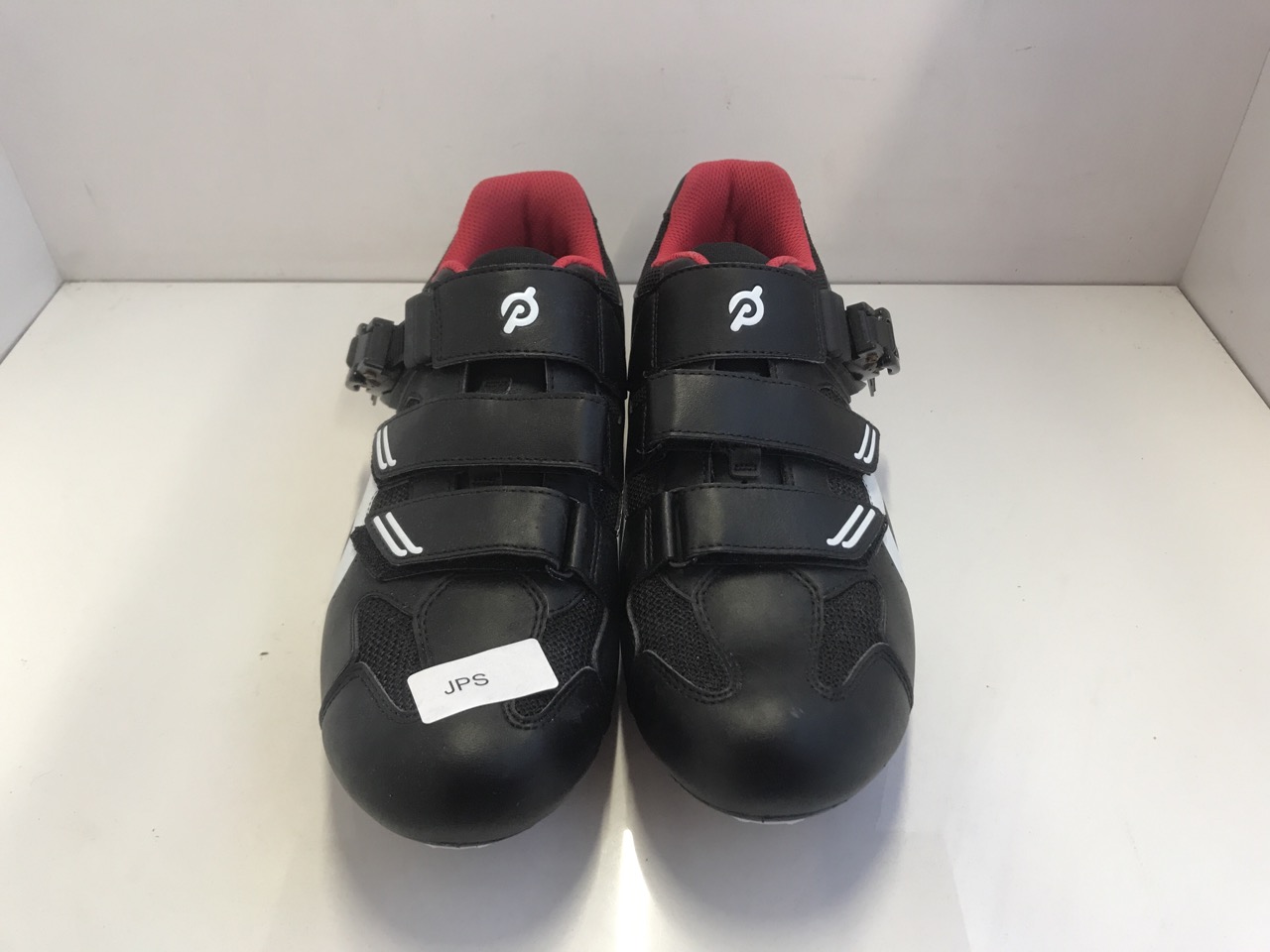 Lot 195  
            Edinburgh SR34 - Delivery Only 

                
PELOTON RED & BLACK CYCLING SHOES SIZE 14:: LOCATION - RACK A